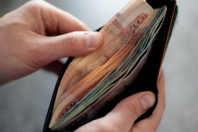 Копить, вложить, ничего не делать: выгодная стратегия по выживанию в кризис Илья Аверьянов, ИА PrimaMedia.ru